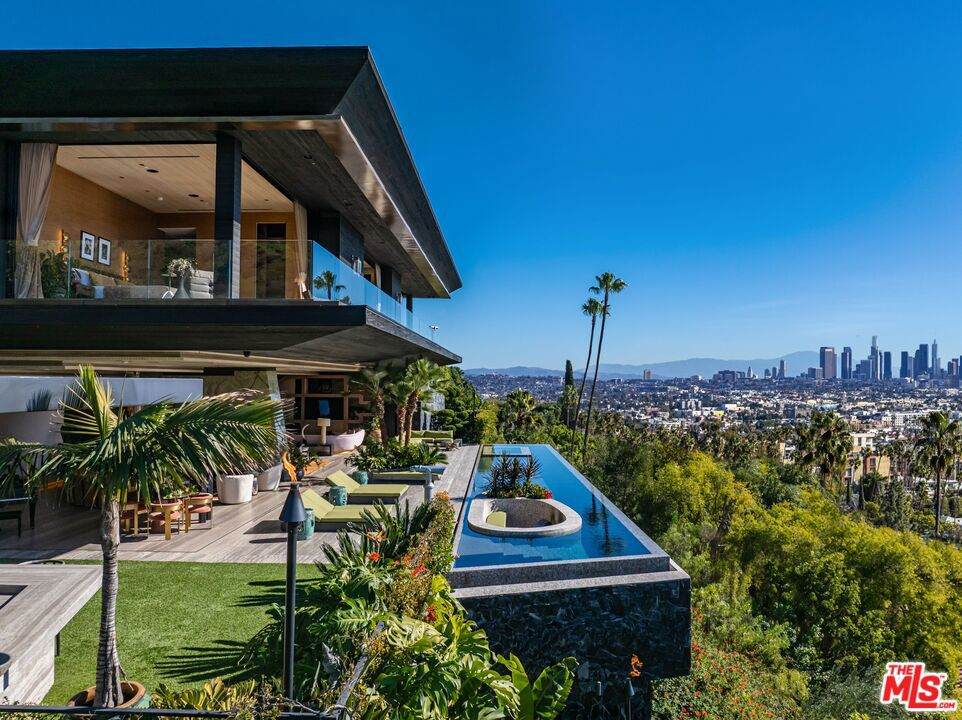 1851 Stanley Avenue - Photo 1