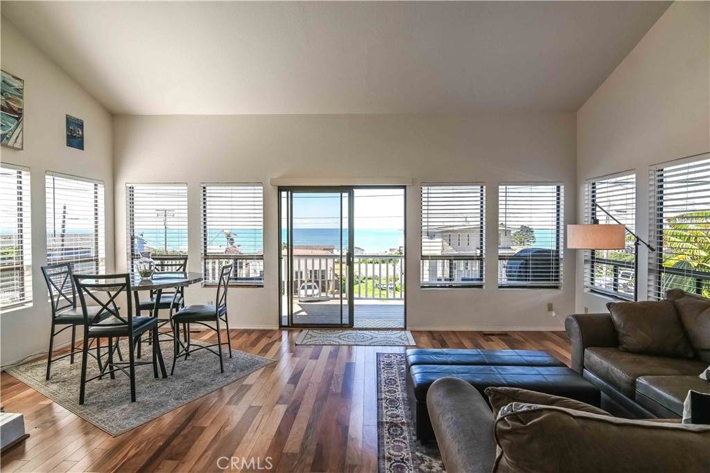 3287 Ocean Blvd - Photo 1
