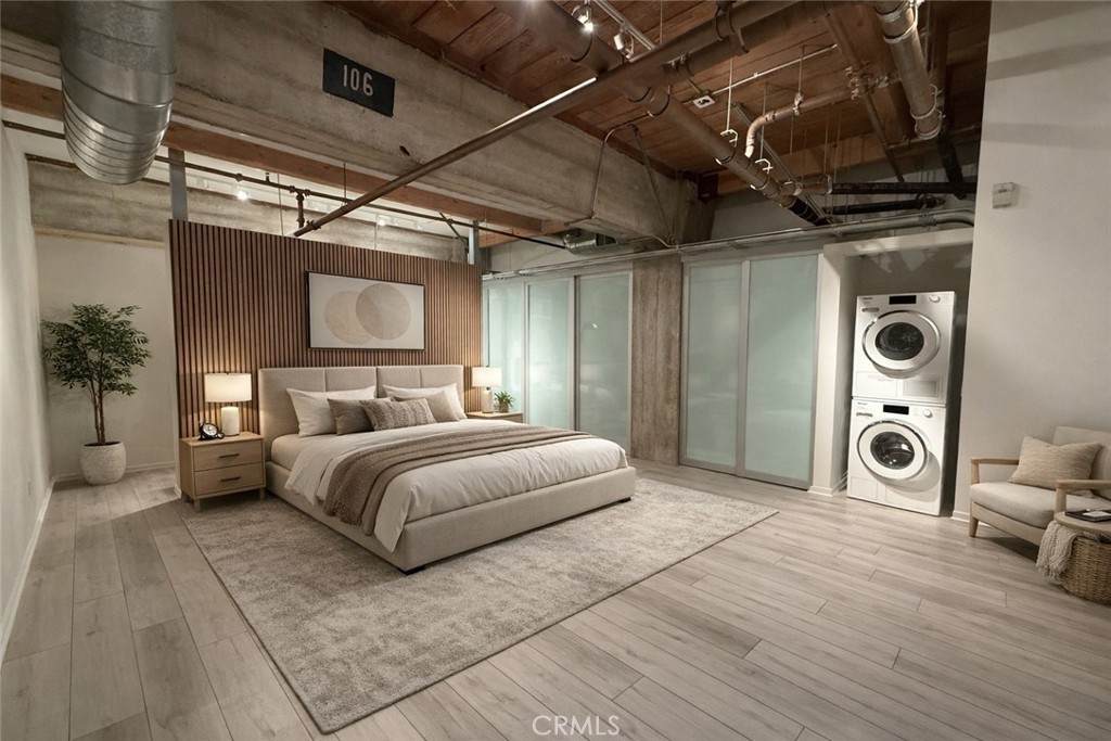 530 Hewitt - Photo 1