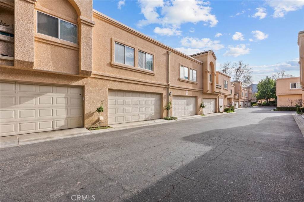 25258 Steinbeck Avenue - Photo 1