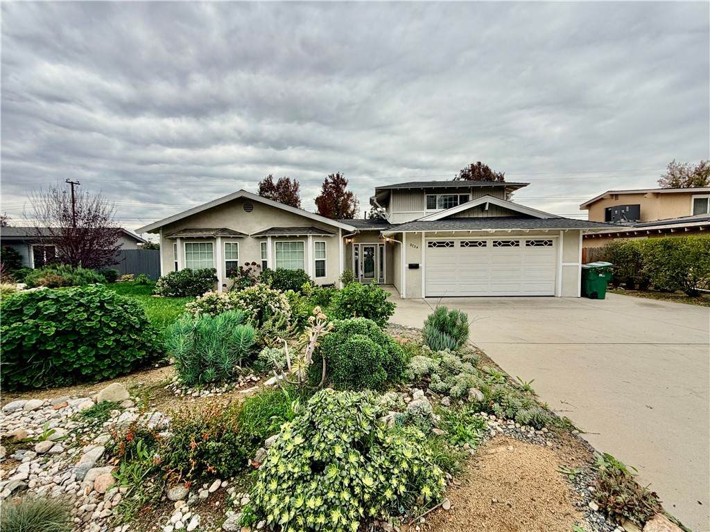 2734 Grove - Photo 1