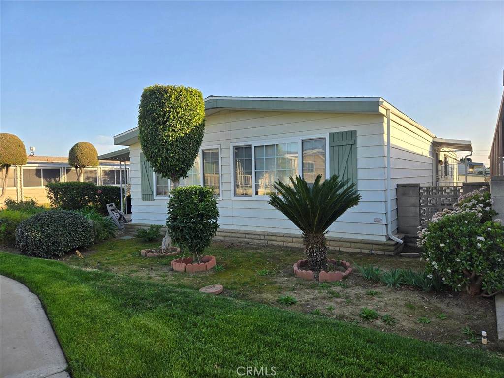 2261 Lake Crest Lane - Photo 1