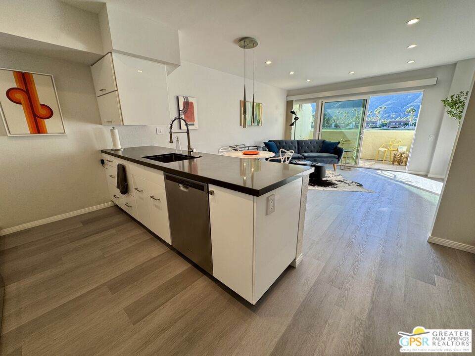 https://bt-photos.global.ssl.fastly.net/socal/orig_boomver_2_413890141-2.jpg