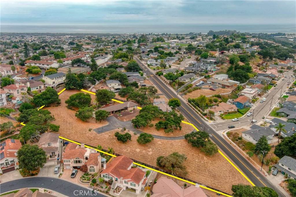 910 12th Street - Photo 1