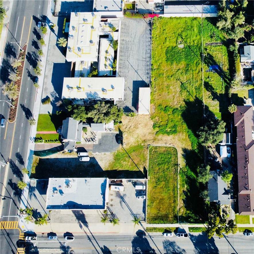 624 Pasadena - Photo 1