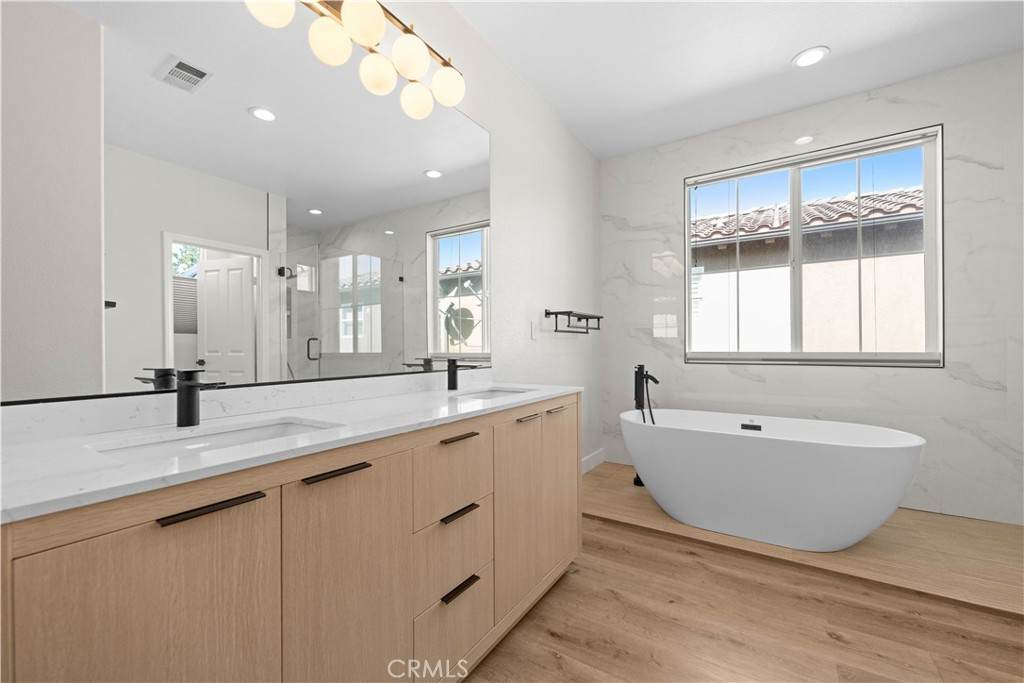 9204 South Nobel Way - Photo 1