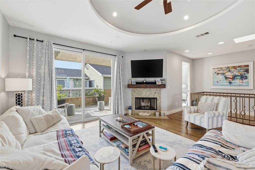 2420 Mathews - Photo 1