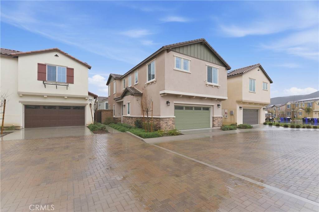 https://bt-photos.global.ssl.fastly.net/socal/orig_boomver_2_415716870-2.jpg