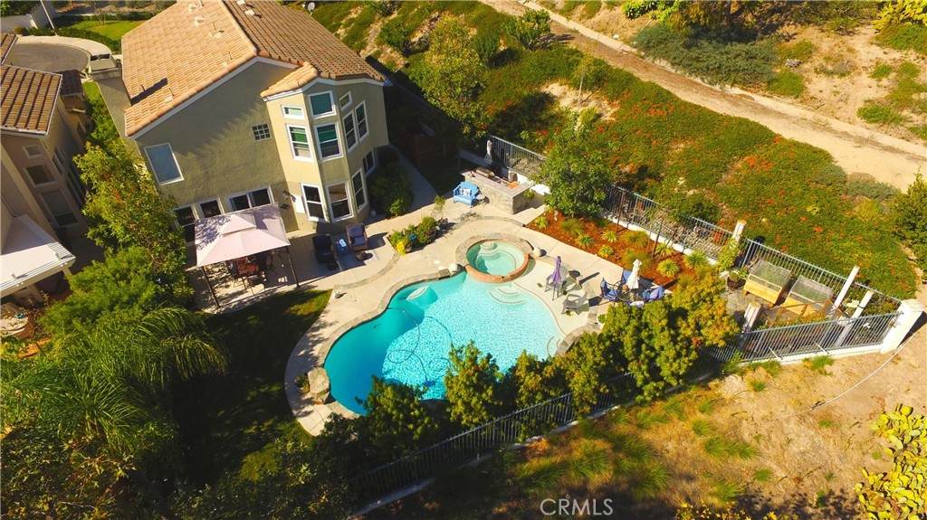 2 Alamitos - Photo 1