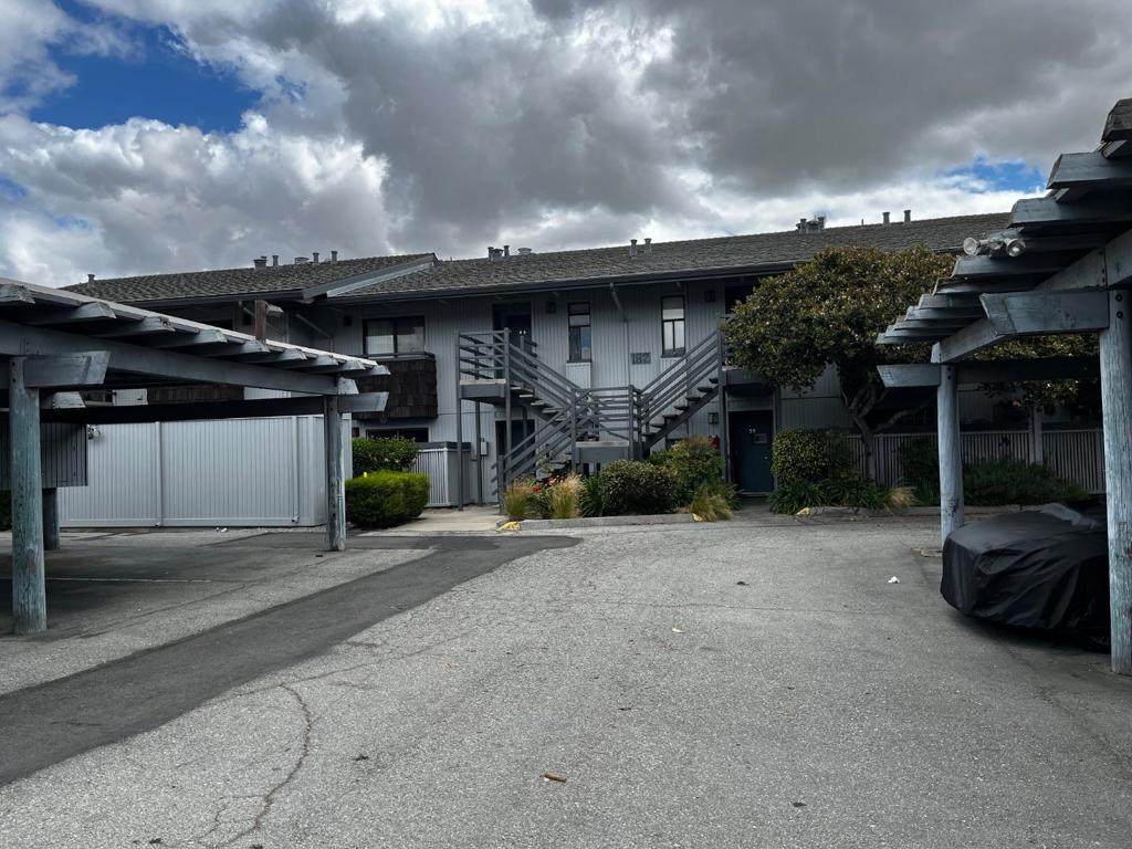 182 Kern Street - Photo 1