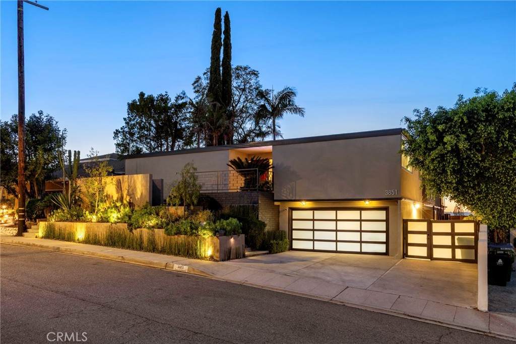 3851 Beverly Ridge - Photo 1