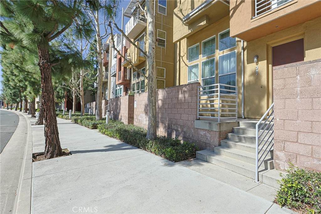 https://bt-photos.global.ssl.fastly.net/socal/orig_boomver_2_416074264-2.jpg