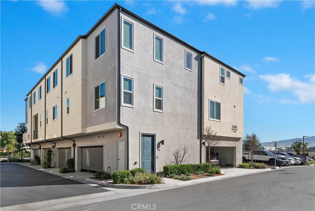 5494 Seacliff Place - Photo 1