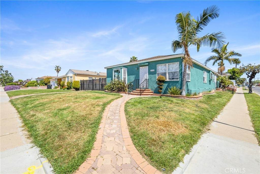 https://bt-photos.global.ssl.fastly.net/socal/orig_boomver_2_416382970-2.jpg