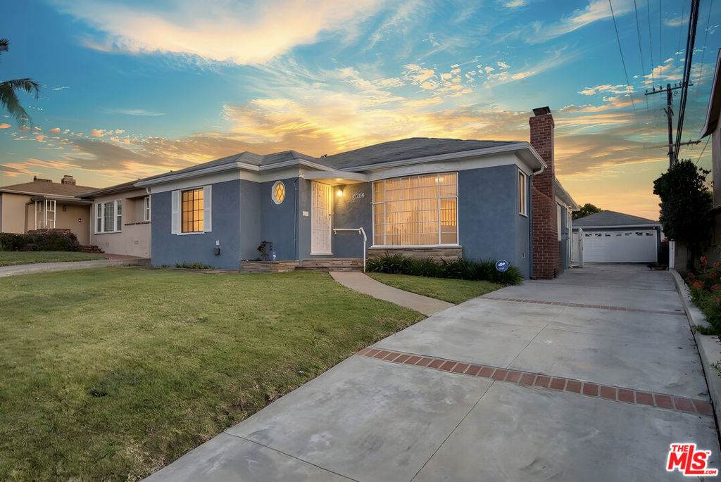 6264 Mosley Avenue - Photo 1