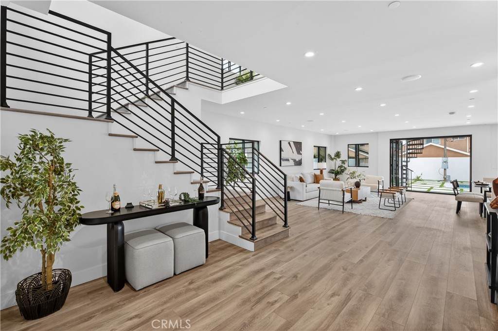 14254 Mccormick - Photo 1