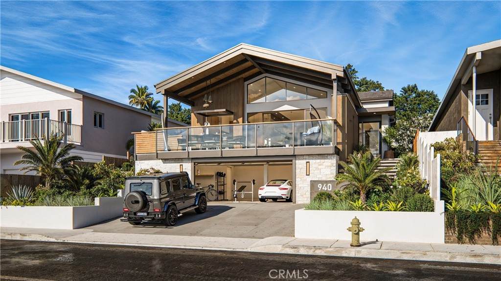 940 Tulare - Photo 1