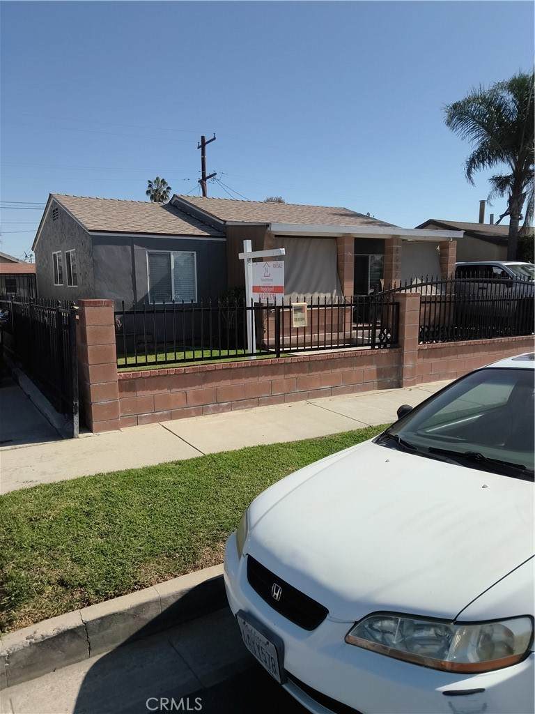 14502 Keene Avenue - Photo 1