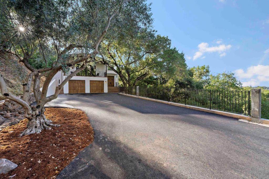 15269 Bohlman Road - Photo 1