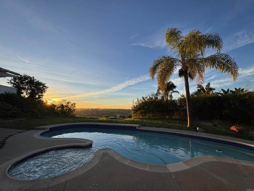 https://bt-photos.global.ssl.fastly.net/socal/orig_boomver_2_416718306-2.jpg