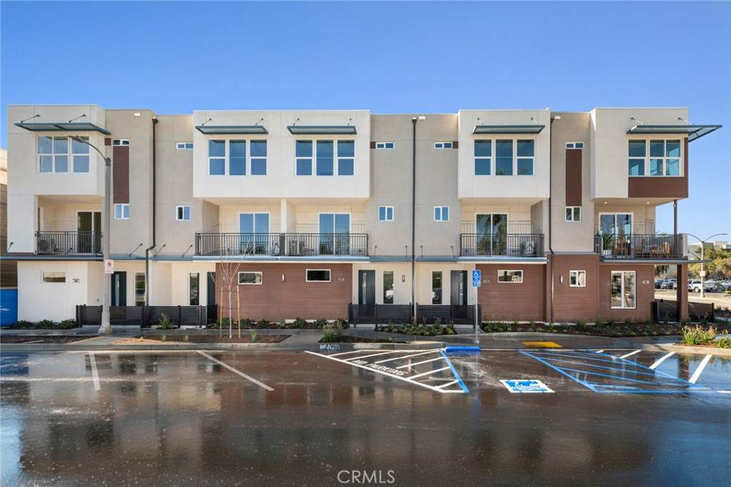 415 Eleanor Street - Photo 1