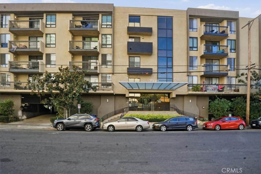 7320 Hawthorn Boulevard - Photo 1