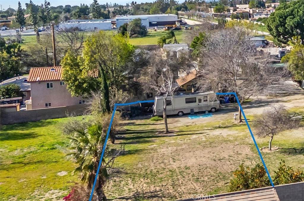193 Maple Avenue - Photo 1