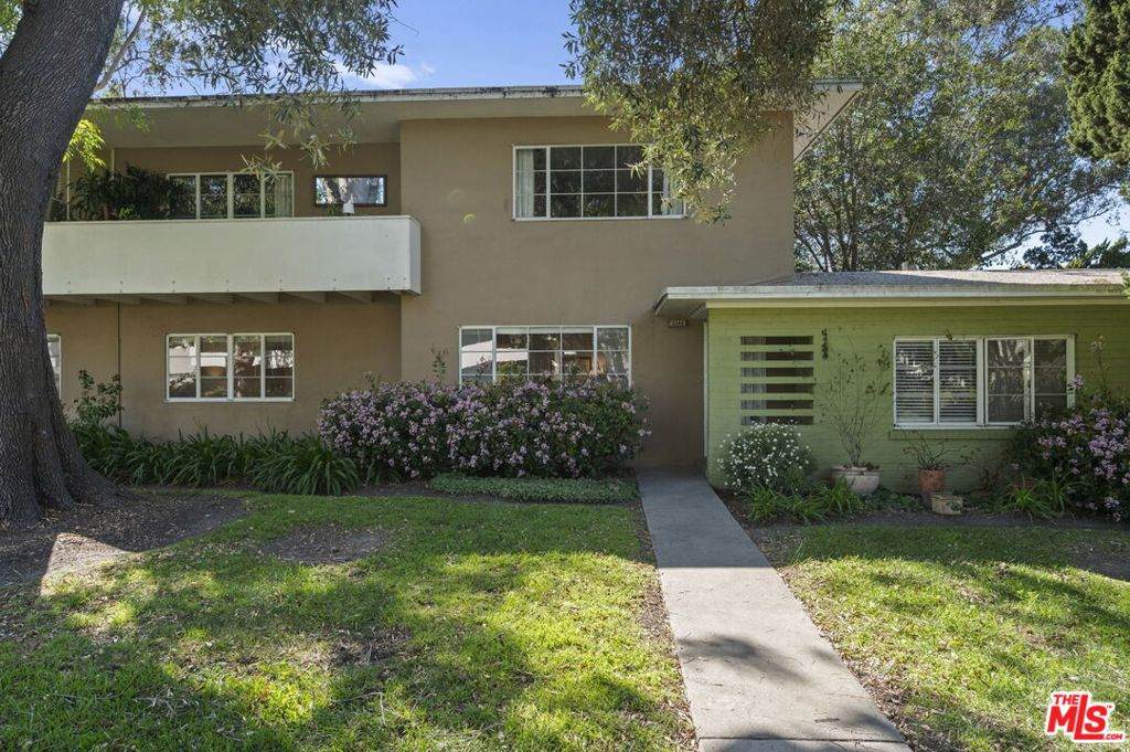 https://bt-photos.global.ssl.fastly.net/socal/orig_boomver_2_418086451-2.jpg