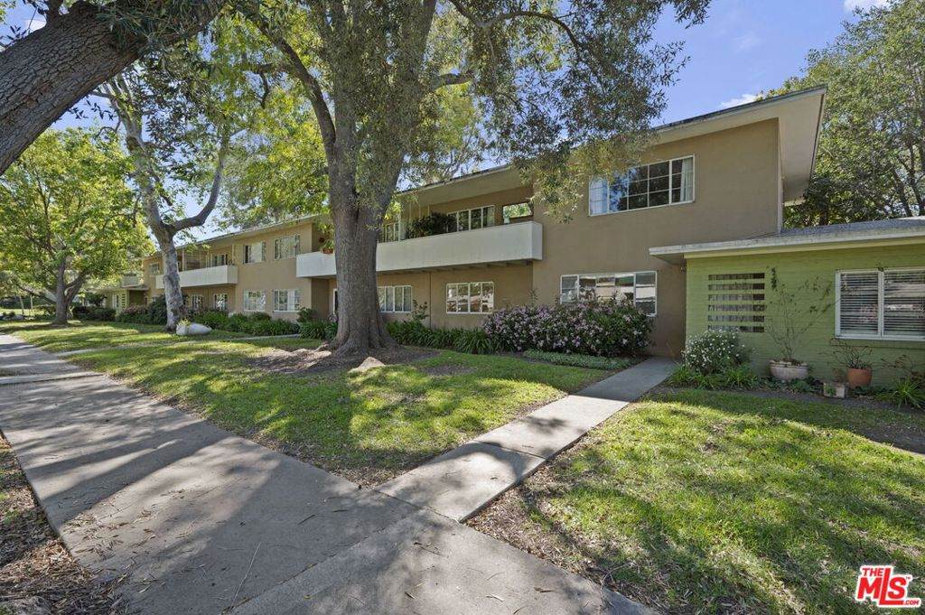 https://bt-photos.global.ssl.fastly.net/socal/orig_boomver_2_418086451-2.jpg