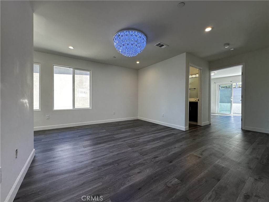 4410 Bowman Blvd - Photo 1