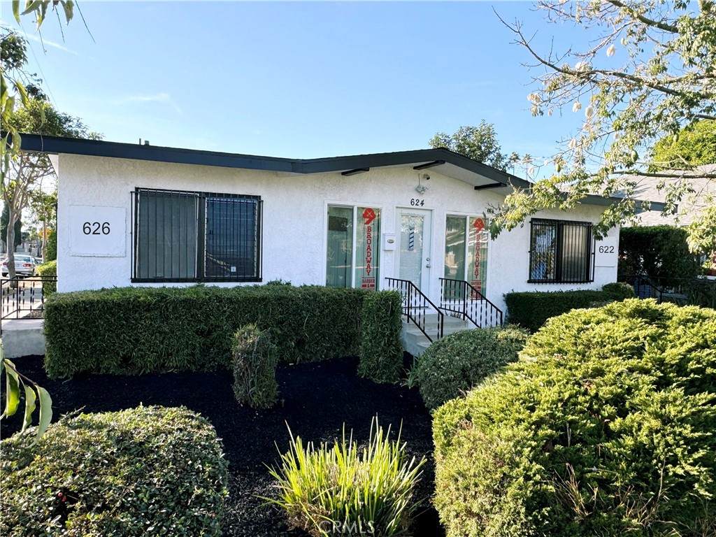 626 Broadway - Photo 1