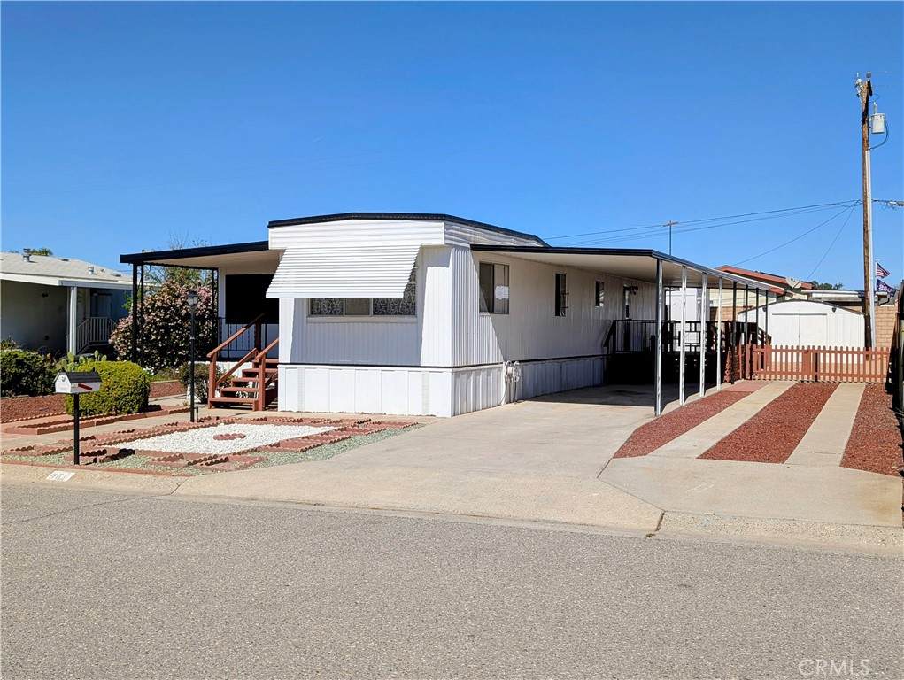 461 Saturn Court - Photo 1