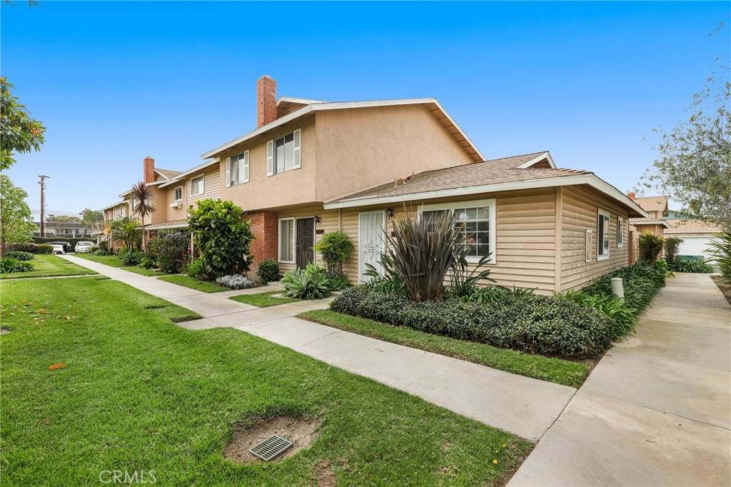 https://bt-photos.global.ssl.fastly.net/socal/orig_boomver_2_418299686-2.jpg