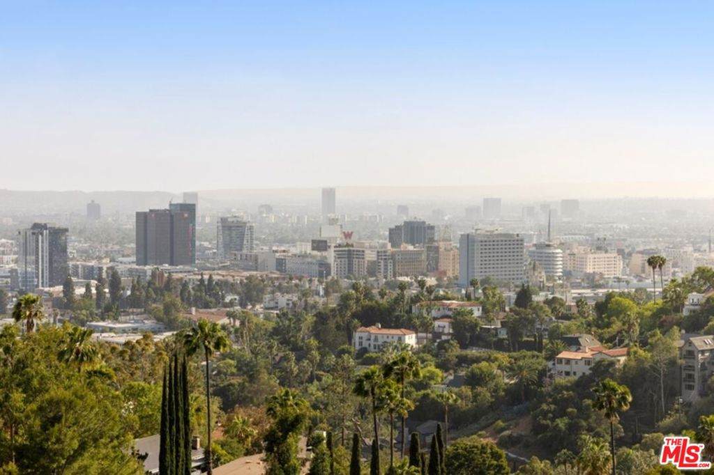 https://bt-photos.global.ssl.fastly.net/socal/orig_boomver_3_418928958-2.jpg