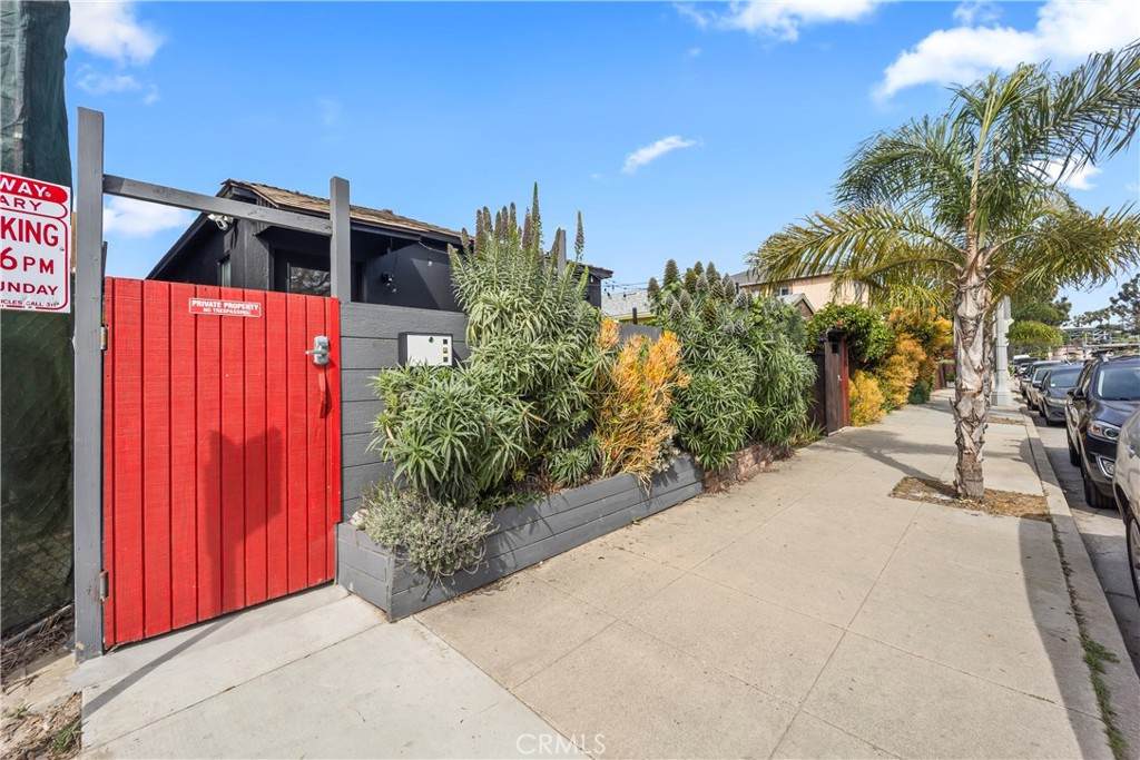 https://bt-photos.global.ssl.fastly.net/socal/orig_boomver_2_418944848-2.jpg
