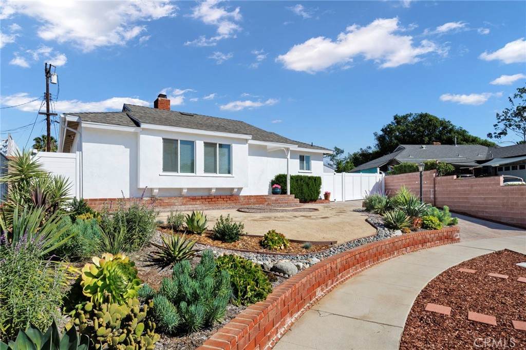 12629 Wixom Street - Photo 1