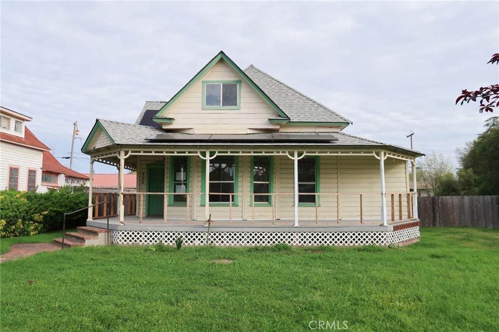806 Walnut Street - Photo 1