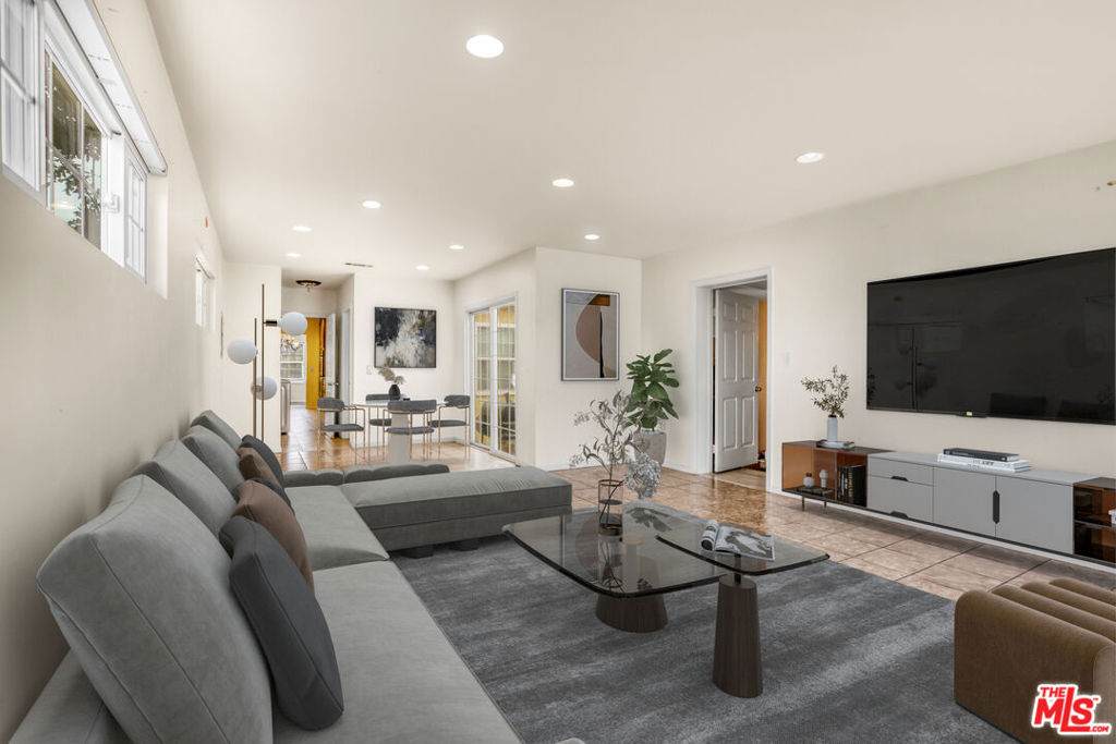 1300 California Avenue - Photo 1
