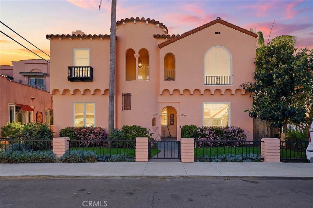224 Covina - Photo 1