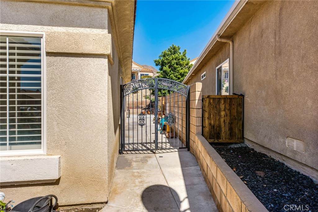 https://bt-photos.global.ssl.fastly.net/socal/orig_boomver_2_419421867-2.jpg