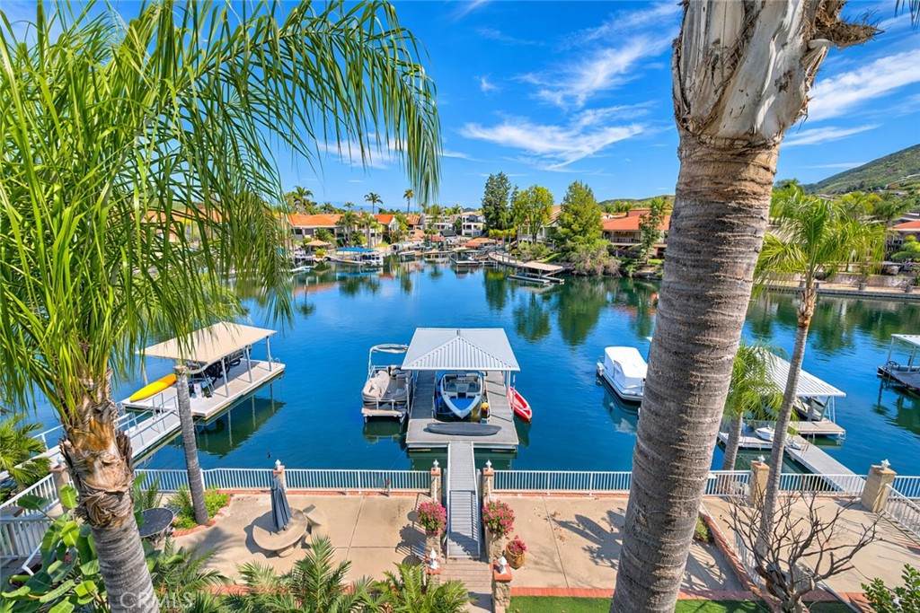 https://bt-photos.global.ssl.fastly.net/socal/orig_boomver_2_419586640-2.jpg