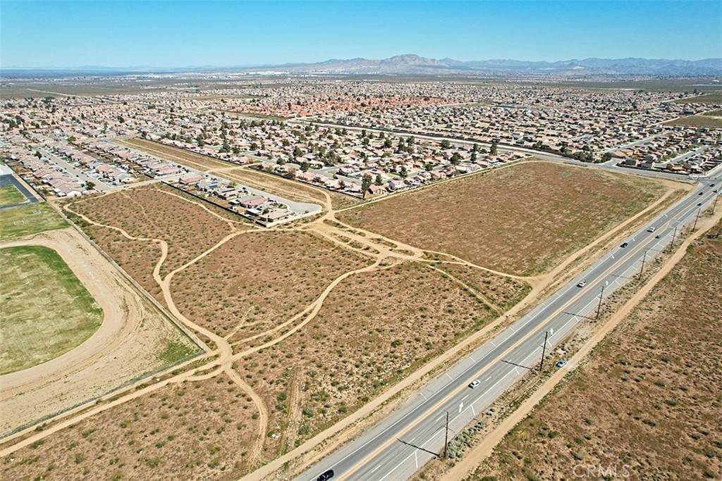 https://bt-photos.global.ssl.fastly.net/socal/orig_boomver_2_419950628-2.jpg