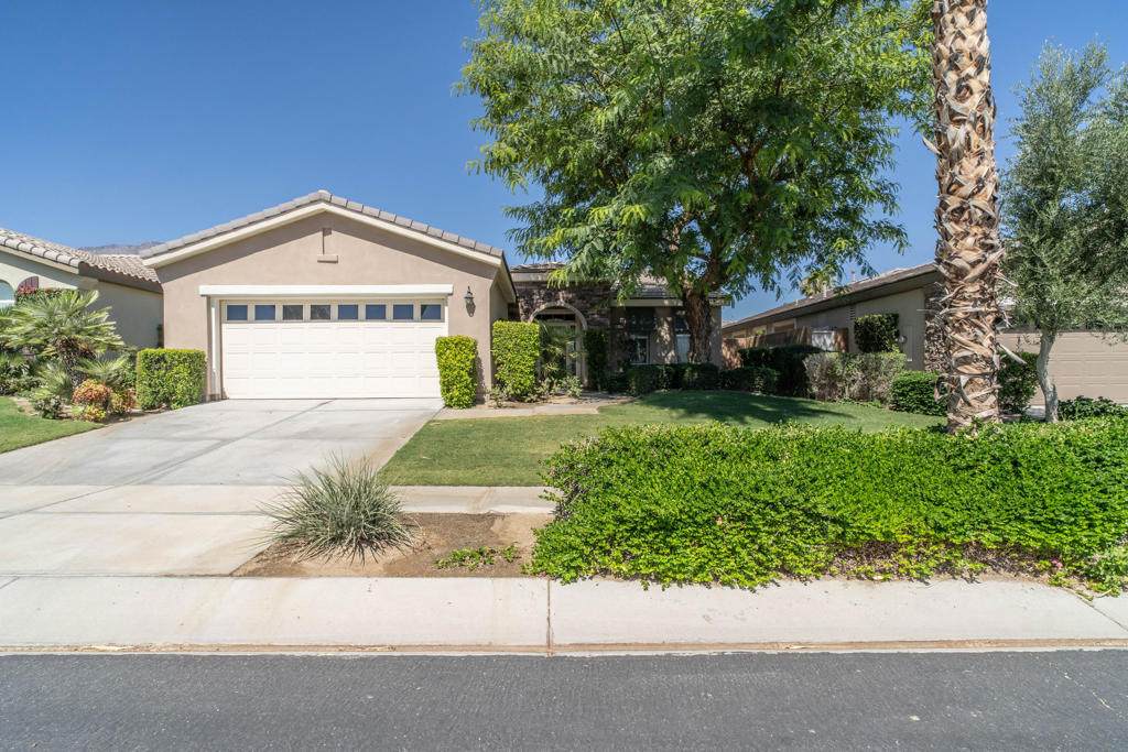 https://bt-photos.global.ssl.fastly.net/socal/orig_boomver_2_419975245-2.jpg