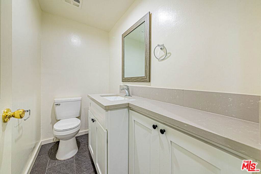 https://bt-photos.global.ssl.fastly.net/socal/orig_boomver_1_420193627-2.jpg