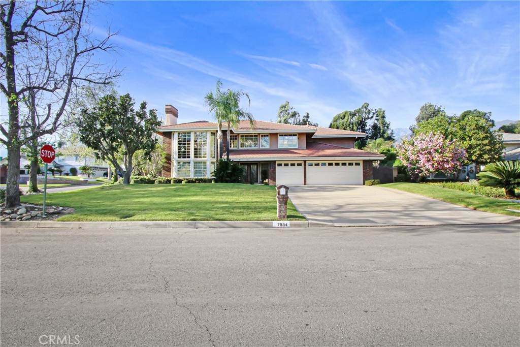 https://bt-photos.global.ssl.fastly.net/socal/orig_boomver_2_420313786-2.jpg