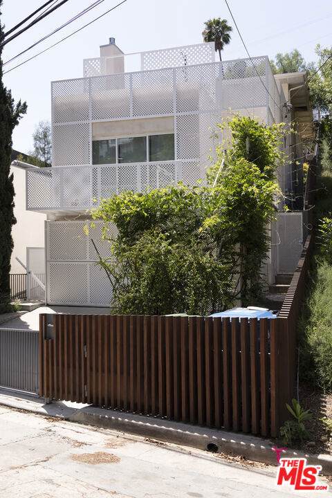 444 Avenue 37 - Photo 1