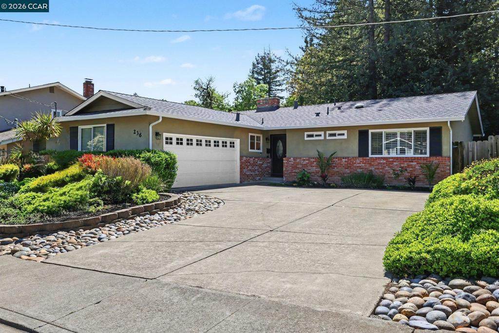236 Appalachian Dr - Photo 1