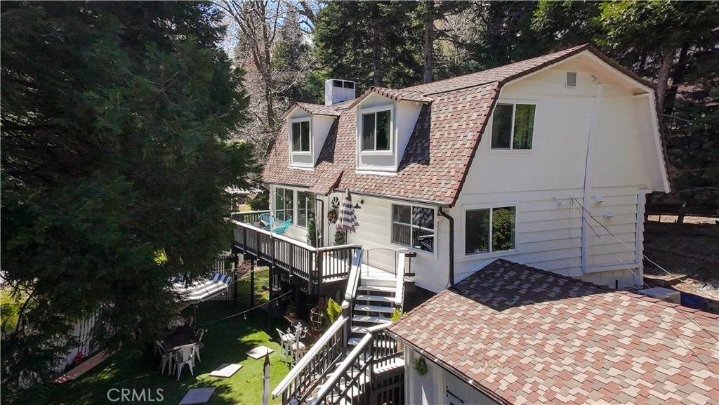 220 Oak Dr. - Photo 1