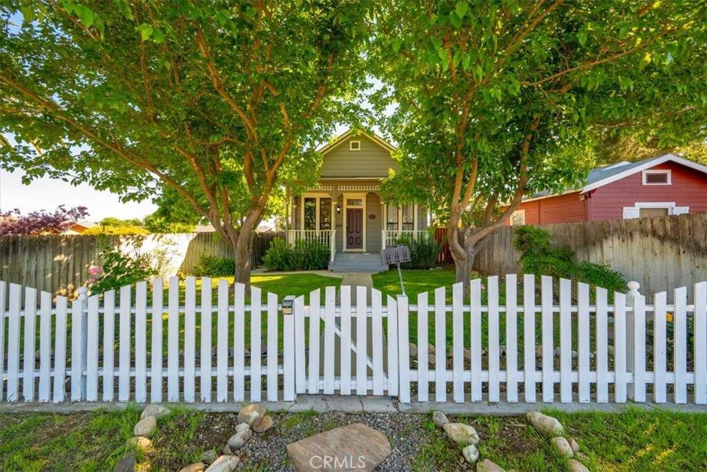 https://bt-photos.global.ssl.fastly.net/socal/orig_boomver_2_422287519-2.jpg
