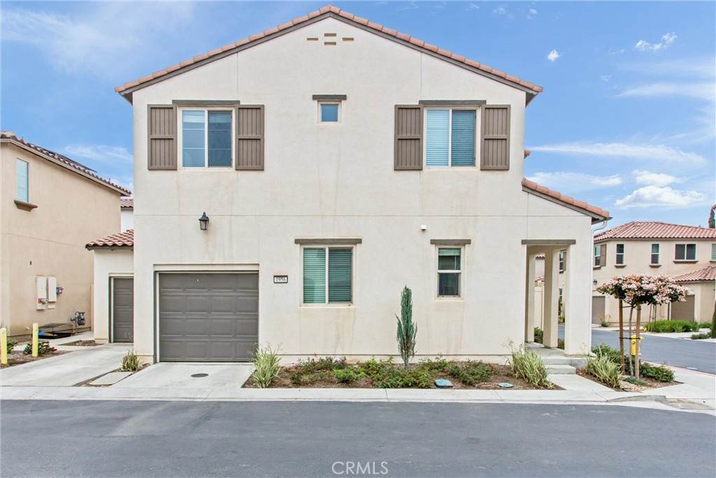 https://bt-photos.global.ssl.fastly.net/socal/orig_boomver_2_422336783-2.jpg